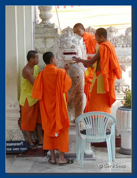 That Phanom Wat Phra TP 20031221-25